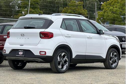 Lunar White 2026 Hyundai VENUE SEL