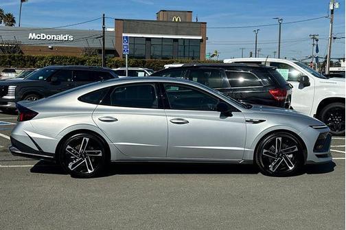 2025 Hyundai SONATA N Line