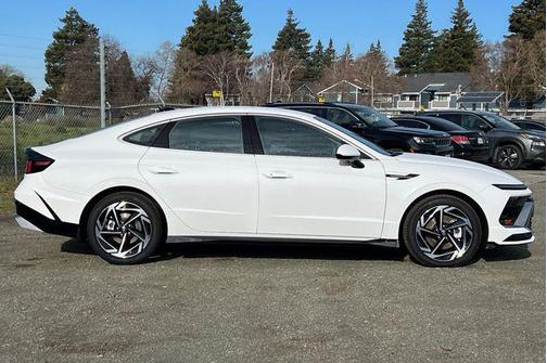 2026 Hyundai SONATA SEL