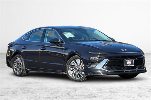 2025 Hyundai SONATA Hybrid SE
