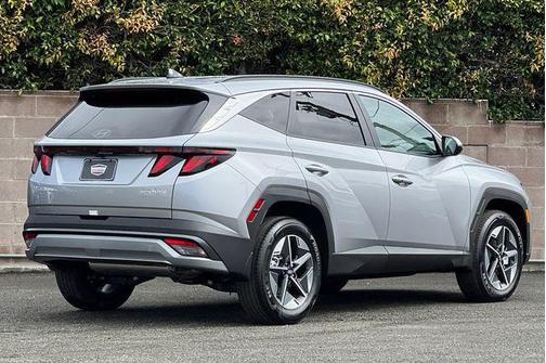 Shimmering Silver 2026 Hyundai TUCSON Hybrid SEL