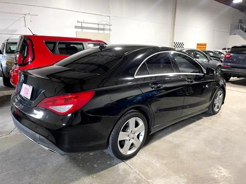 2017 Mercedes-Benz CLA 250 Base
