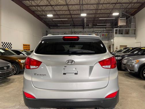 2014 Hyundai TUCSON SE