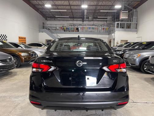 2021 Nissan Versa 1.6 SV