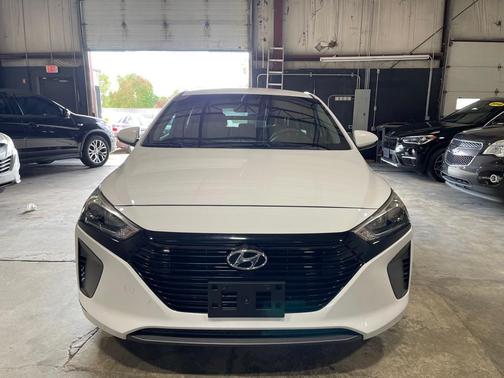2017 Hyundai IONIQ Hybrid Blue