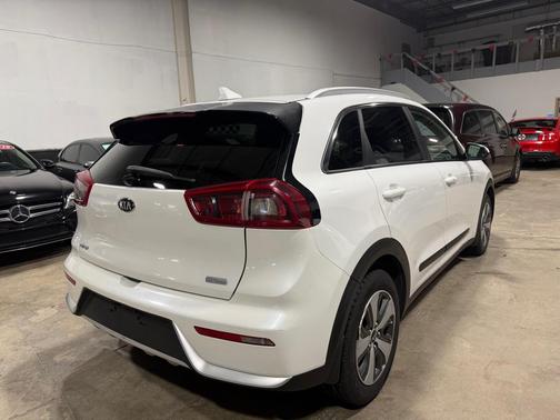 2019 Kia Niro LX