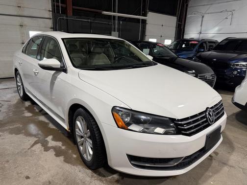 2012 Volkswagen Passat 2.5 SEL