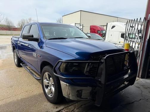 BLUE 2016 RAM 1500 SLT