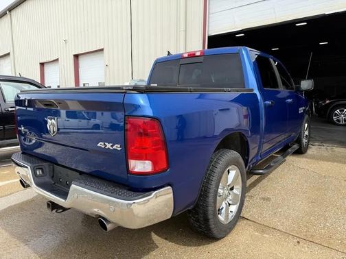 BLUE 2016 RAM 1500 SLT