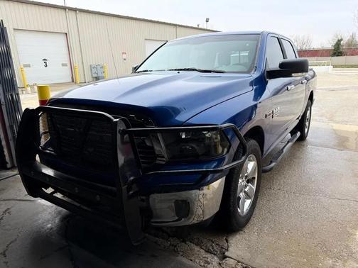 BLUE 2016 RAM 1500 SLT
