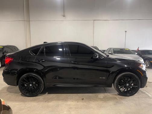 2017 BMW X6 xDrive50i