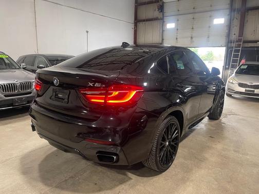 2017 BMW X6 xDrive50i