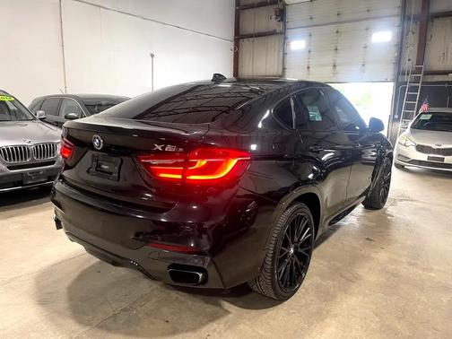 2017 BMW X6 xDrive50i