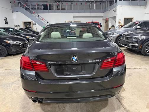 GREY 2013 BMW 528 xDrive