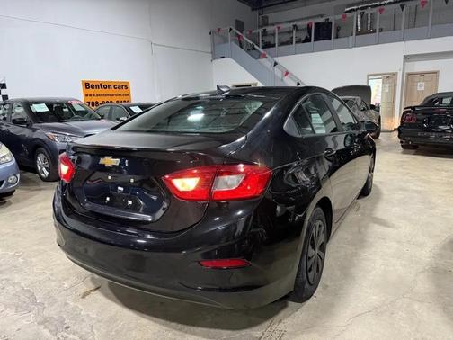 Mosaic Black Metallic 2019 Chevrolet Cruze Diesel
