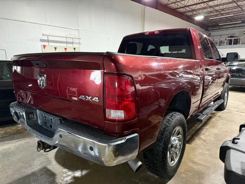 2018 RAM 2500 Tradesman Crew Cab 4x4 6'4' Box