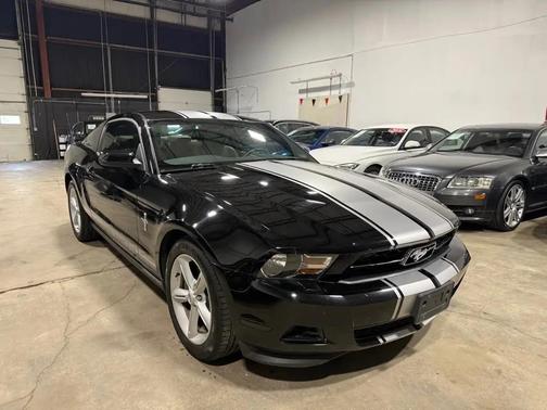 Black 2012 Ford Mustang V6