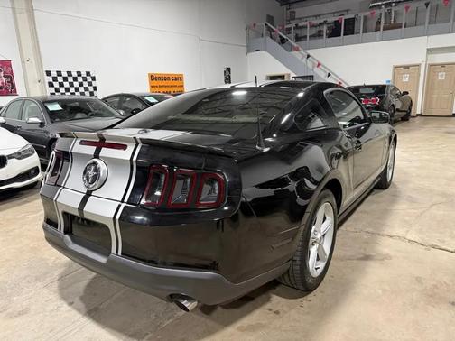Black 2012 Ford Mustang V6