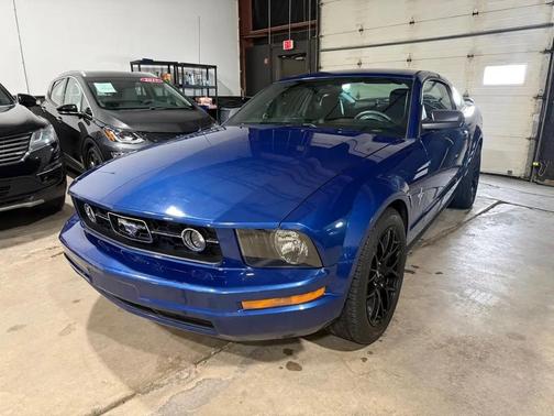 BLUE 2006 Ford Mustang Base