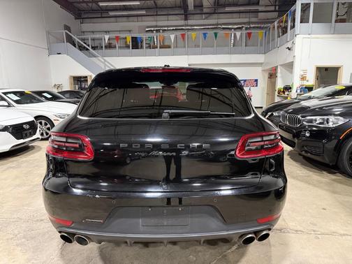 2017 Porsche Macan S