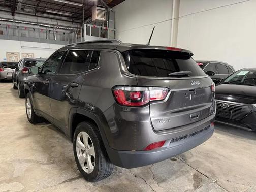 GREY 2018 Jeep Compass Latitude