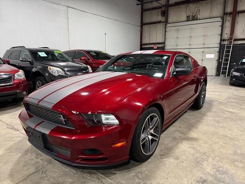 2014 Ford Mustang V6