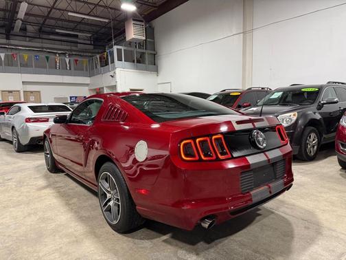 2014 Ford Mustang V6