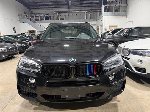 BLACK 2018 BMW X5 xDrive50i