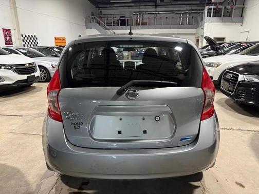 Brilliant Silver Metallic 2015 Nissan Versa Note S Plus