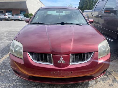 2005 Mitsubishi Galant Base