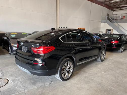 2018 BMW X4 xDrive28i