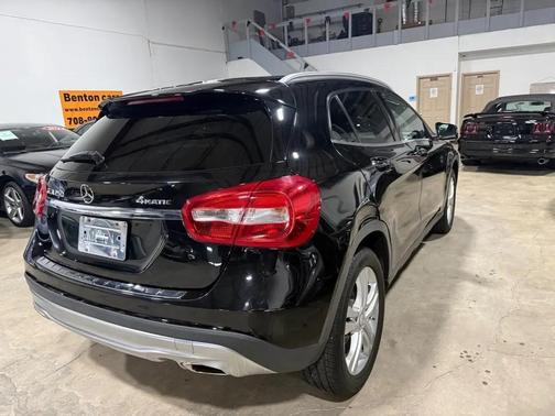 BLACK 2016 Mercedes-Benz GLA-Class 4MATIC