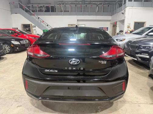 2019 Hyundai IONIQ Hybrid Blue