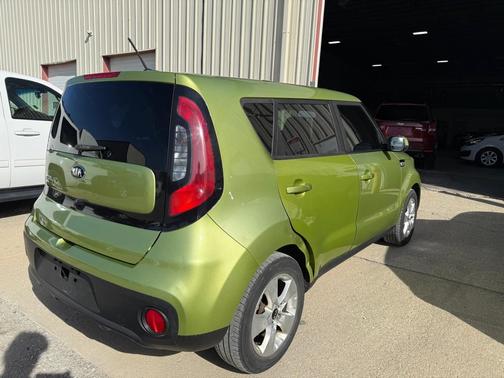 2017 Kia Soul Base