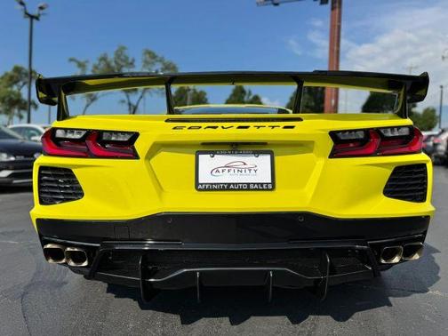 Yellow 2023 Chevrolet Corvette Stingray w/1LT