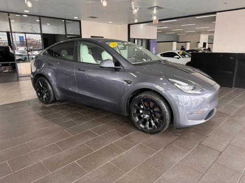 2022 Tesla Model Y Long Range