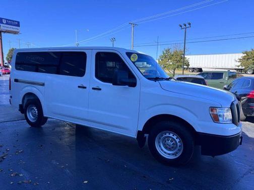 2018 Nissan NV Passenger NV3500 HD S V6/S V8