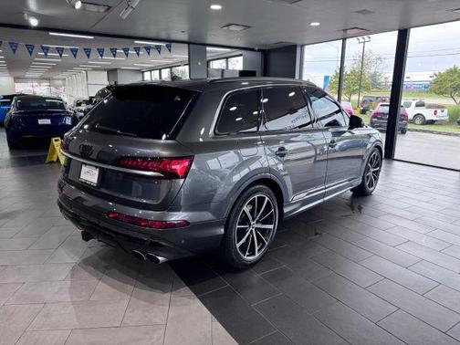 2021 Audi SQ7 4.0T Premium Plus