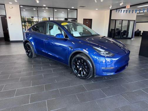 2023 Tesla Model Y Long Range