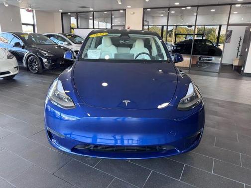 2023 Tesla Model Y Long Range