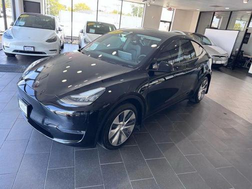 2020 Tesla Model Y Long Range