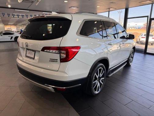 2021 Honda Pilot Touring 7-Passenger