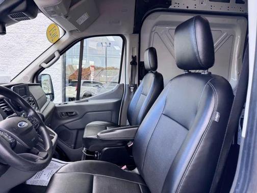 2021 Ford Transit-250 Base