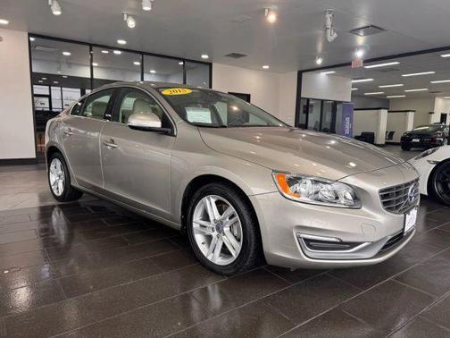 2015 Volvo S60 T5 Premier
