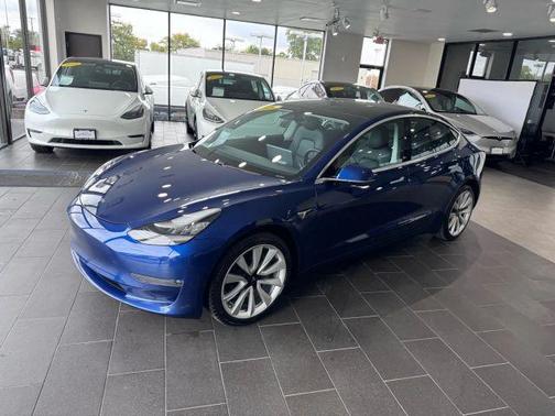 2020 Tesla Model 3 Long Range