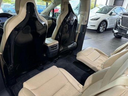 2016 Tesla Model X 90D