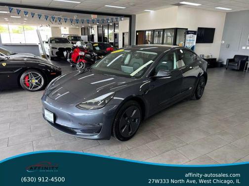 2022 Tesla Model 3 Long Range