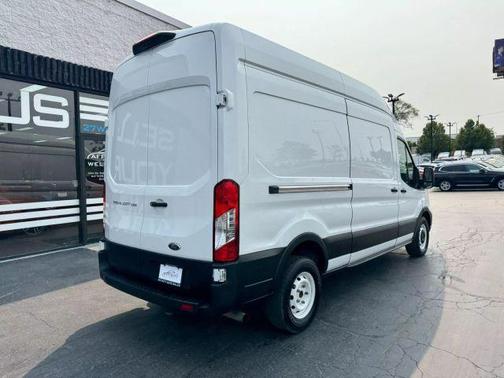 2021 Ford Transit-250 Base