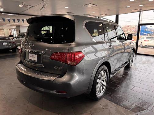 2017 INFINITI QX80 