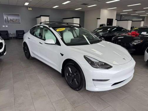 2023 Tesla Model 3 Base